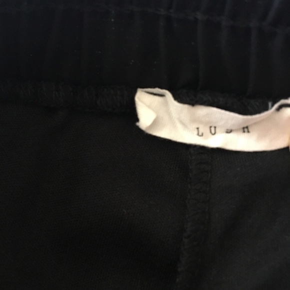 Lush Black Lace Trim Shorts - Picture 3 of 8